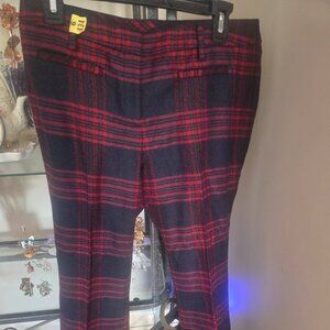 LL Bean wool blue and red blue tartan print career pants size 8P.